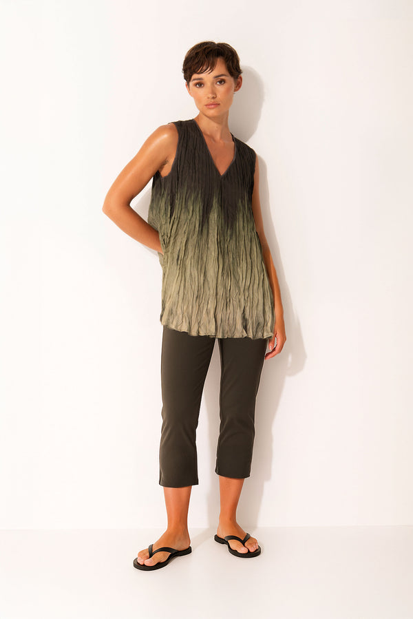 Stretch Techno Slim Leg Pant Capri Moss