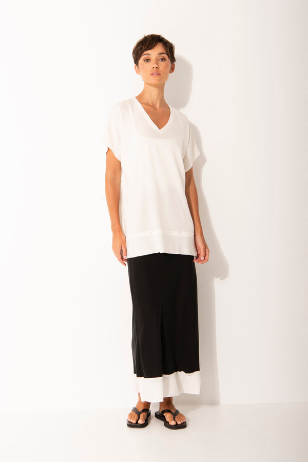 Luxe Cupro Stretch V.Neck Cap Sleeve Top Catania White