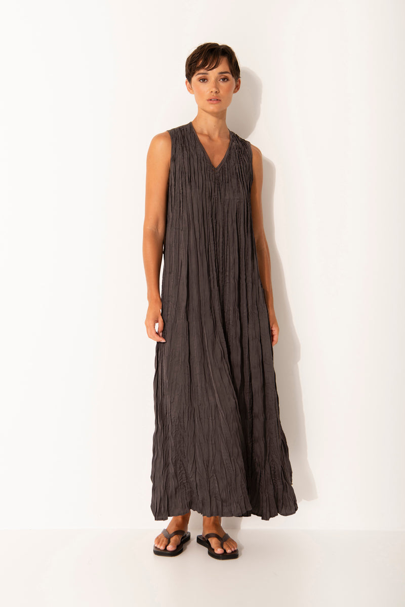 Crinkle Airflow V.Neck Sleeveless Maxi Dress Milos Mocha